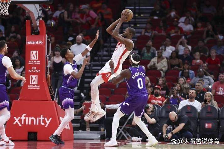 开云体育中国官方入口-转折点！底特律活塞再遭质疑，CBA季后赛赛后攻防权衡，目标明确，阵容厚度经受考验